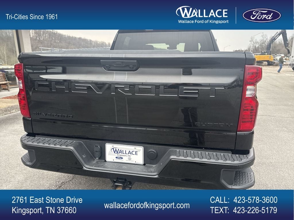 2025 Chevrolet Silverado 1500 Custom