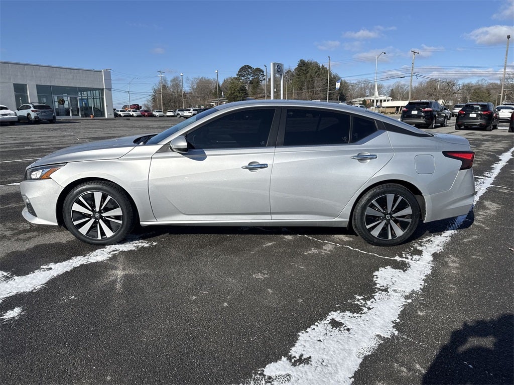 2021 Nissan Altima 2.5 SV