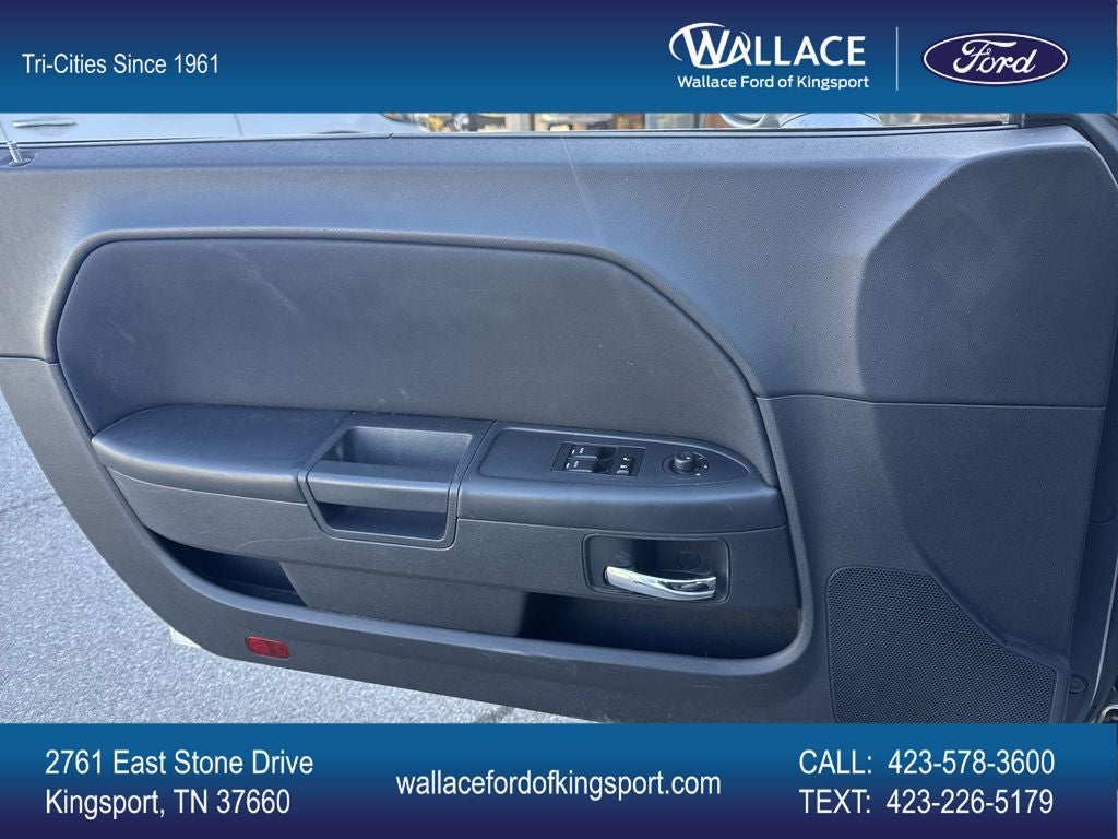 2010 Dodge Challenger SE