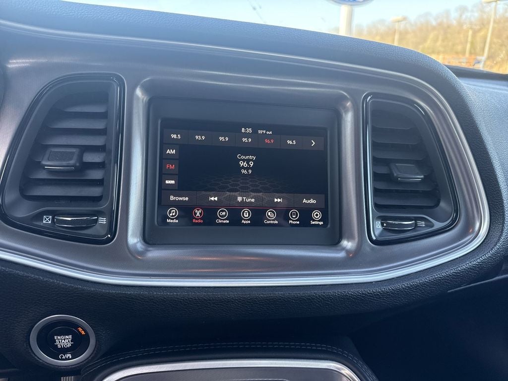 2021 Dodge Challenger SXT