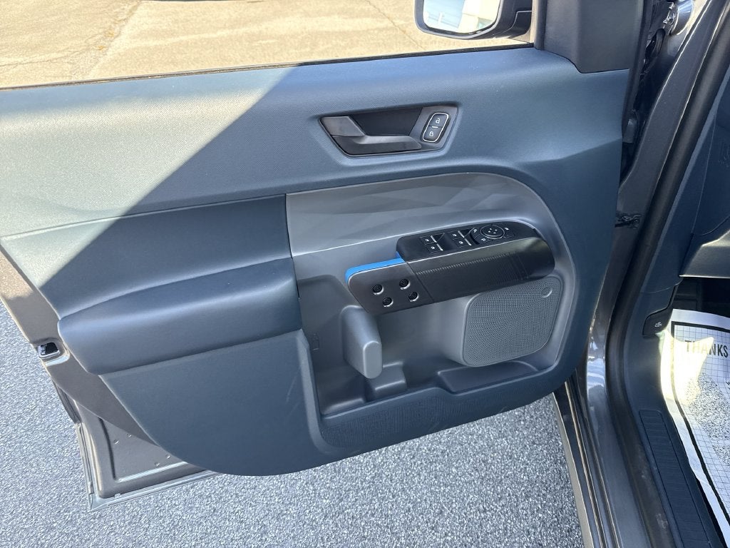 2026 Ford Maverick Lobo Standard