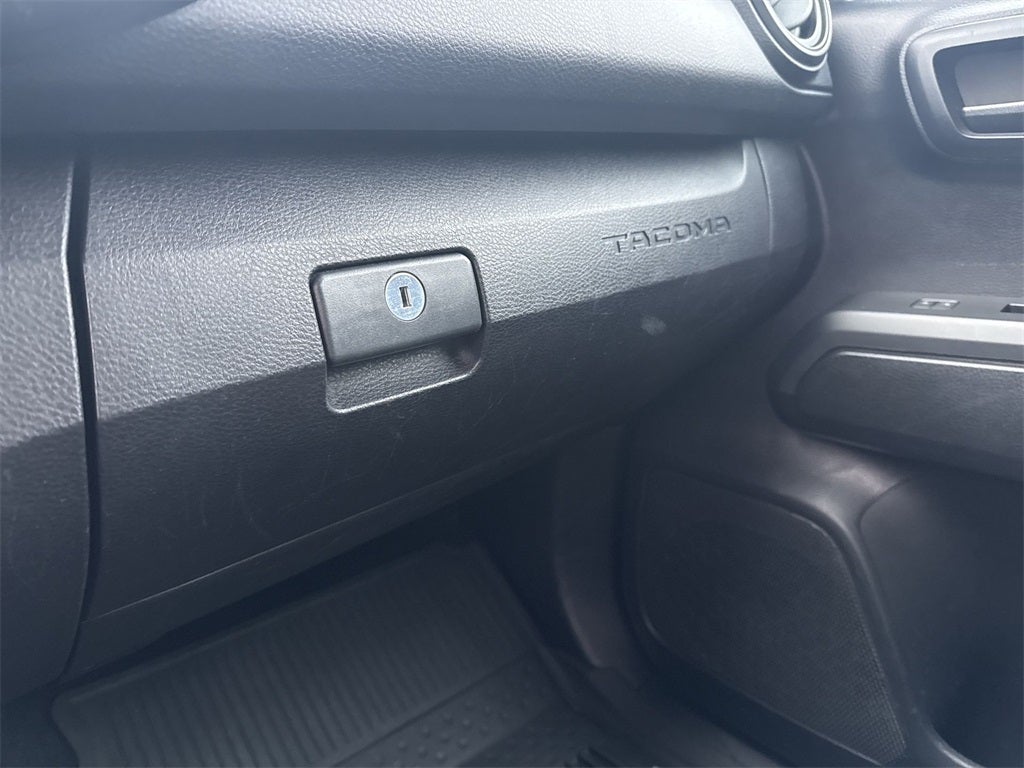 2019 Toyota Tacoma SR V6