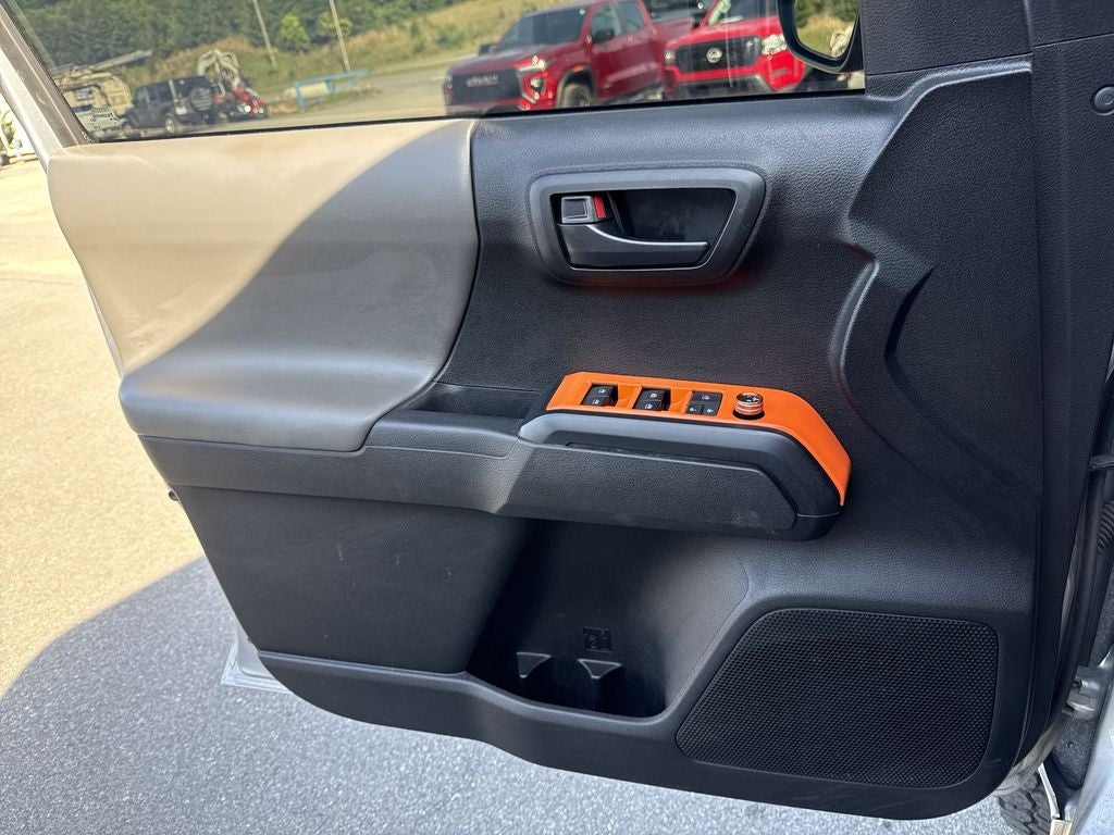 2021 Toyota Tacoma SR V6