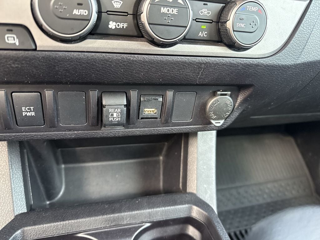 2021 Toyota Tacoma SR5 V6