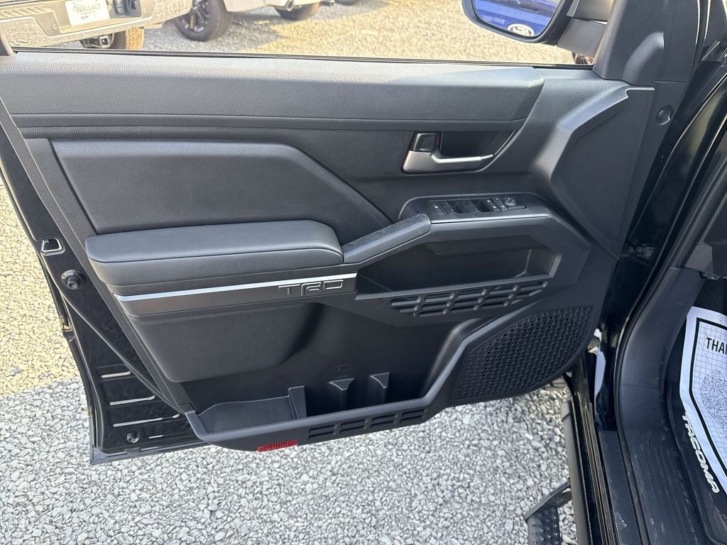 2025 Toyota Tacoma Hybrid TRD Off Road