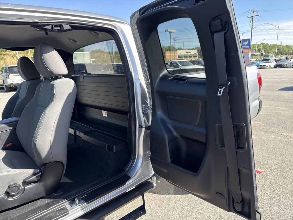 2022 Toyota Tacoma SR