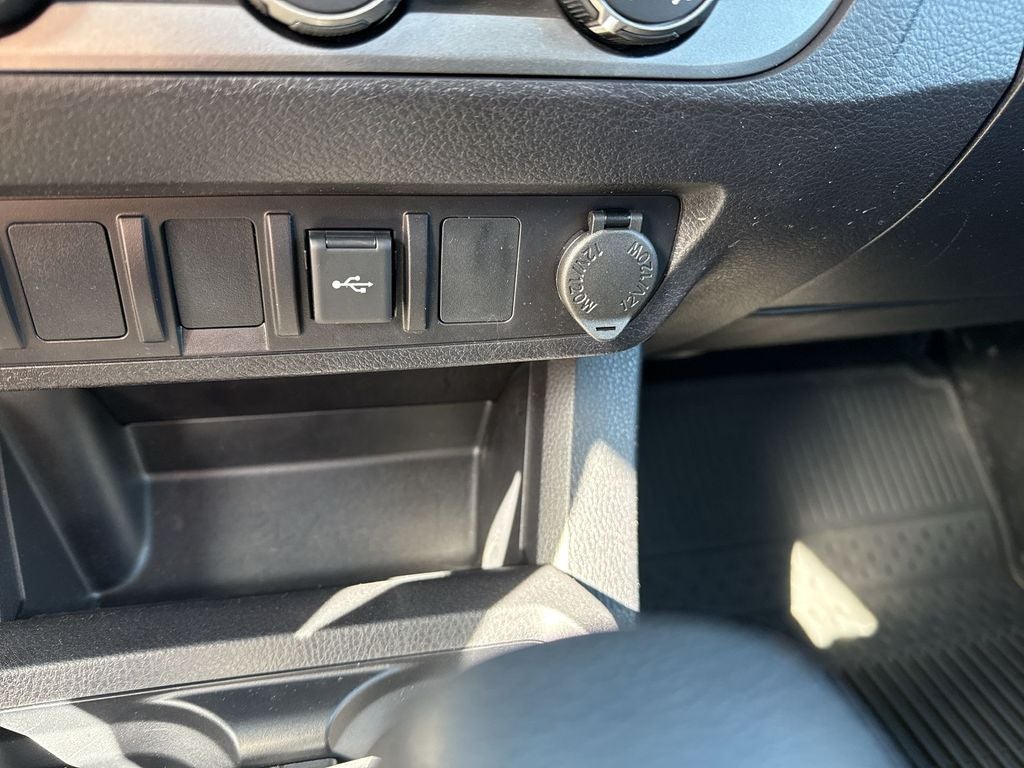 2022 Toyota Tacoma SR