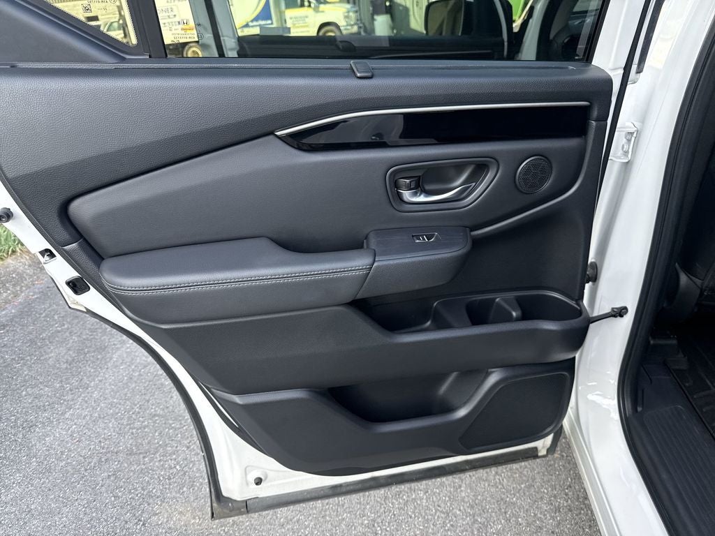 2023 Honda Pilot EX-L 8 Passenger