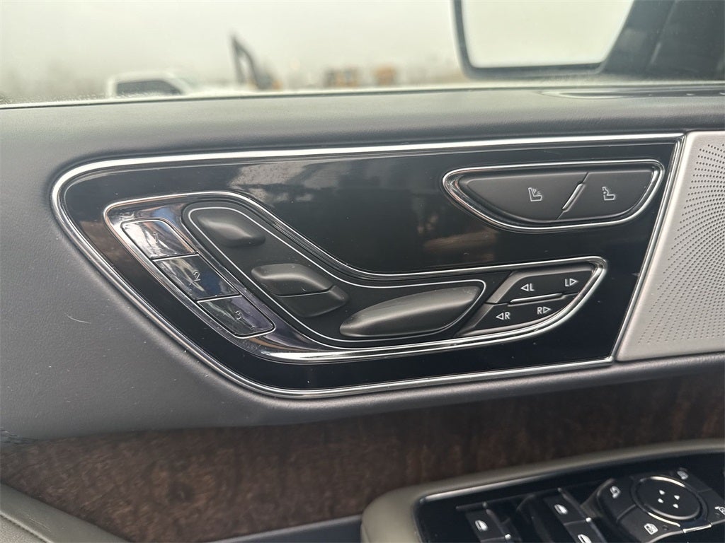 2024 Lincoln Navigator L L Black Label