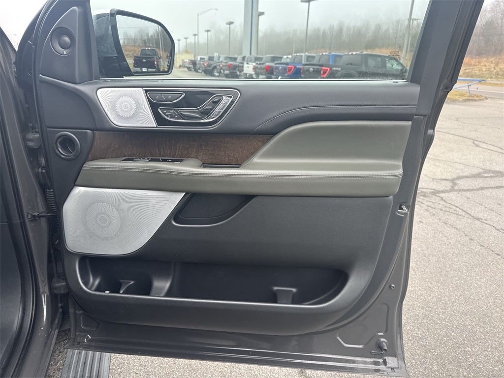 2024 Lincoln Navigator L L Black Label