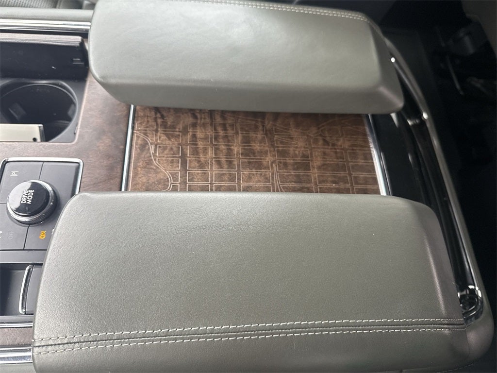 2024 Lincoln Navigator L L Black Label