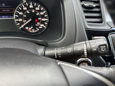 2020 Nissan Pathfinder SV