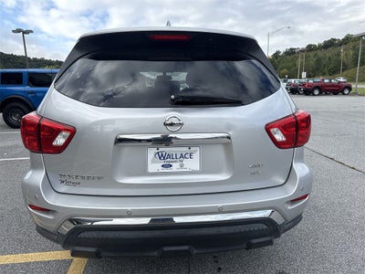 2020 Nissan Pathfinder SV