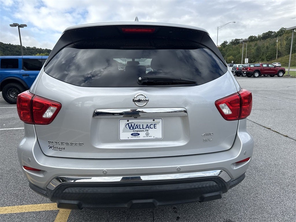 2020 Nissan Pathfinder SV