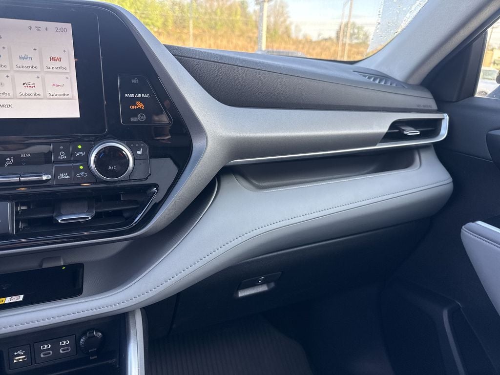 2023 Toyota Highlander XLE