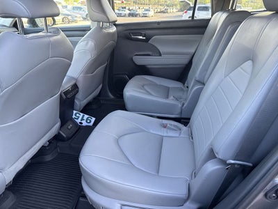 2023 Toyota Highlander XLE