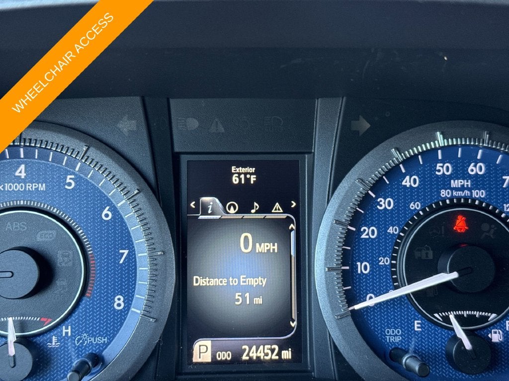 2017 Toyota Sienna XLE Premium 8 Passenger