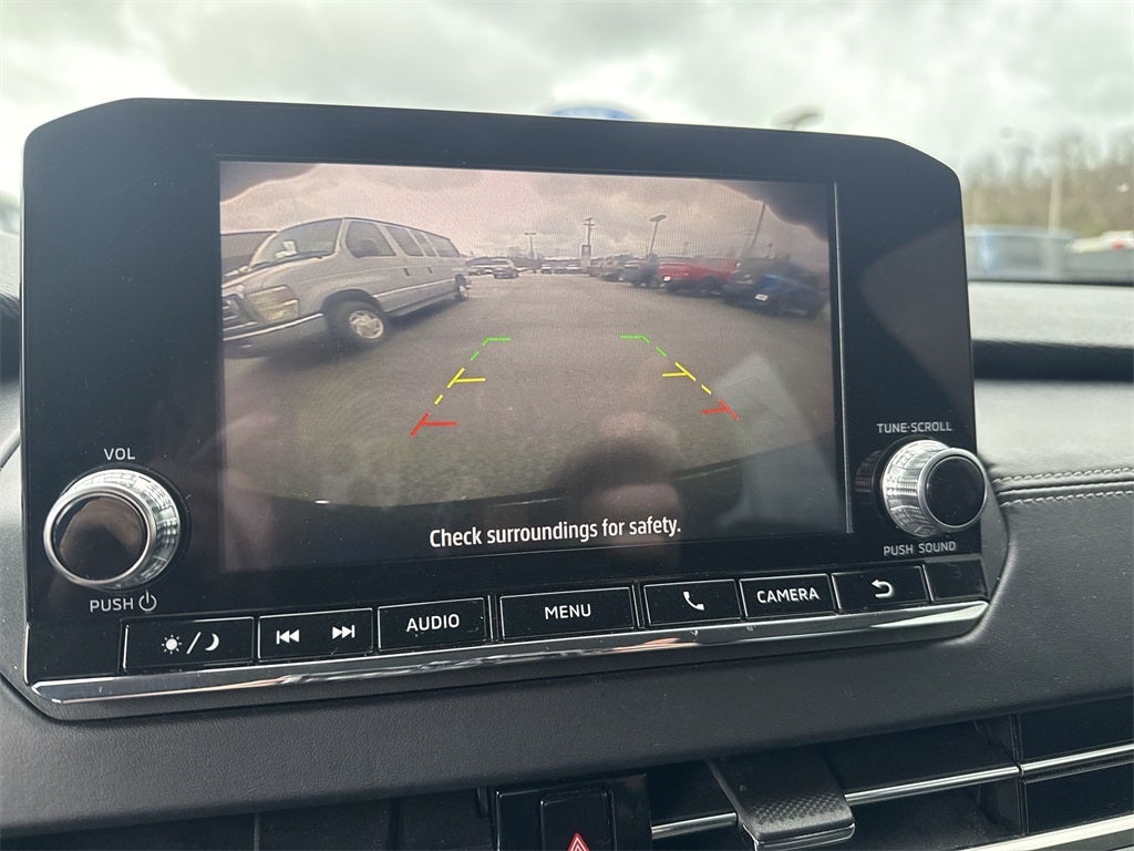 2023 Mitsubishi Outlander ES