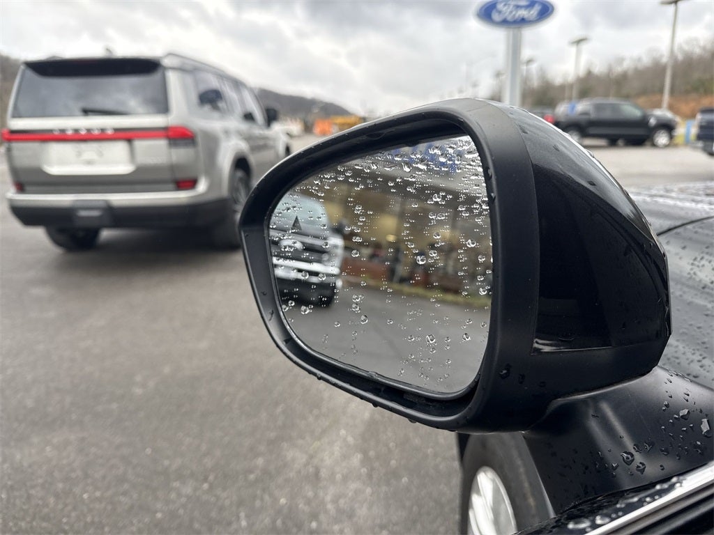 2023 Mitsubishi Outlander ES