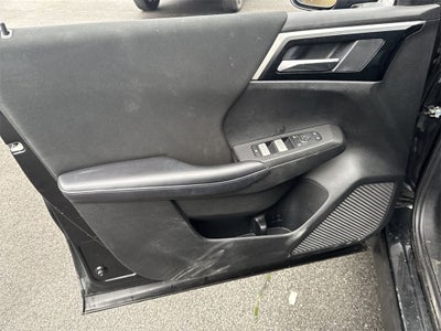 2023 Mitsubishi Outlander ES