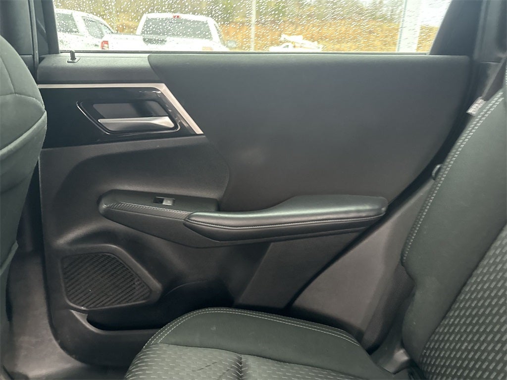 2023 Mitsubishi Outlander ES