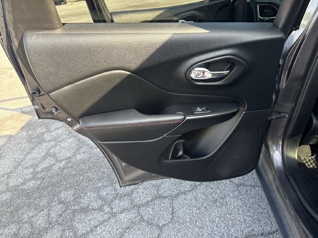2019 Jeep Cherokee Trailhawk