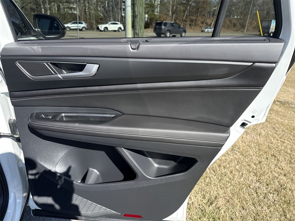 2025 Volkswagen Atlas Cross Sport 2.0T SEL R-Line Black