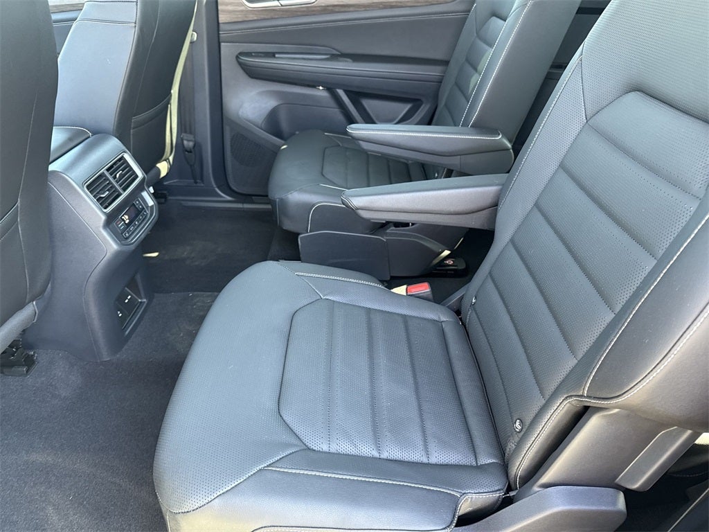 2025 Volkswagen Atlas 2.0T SEL