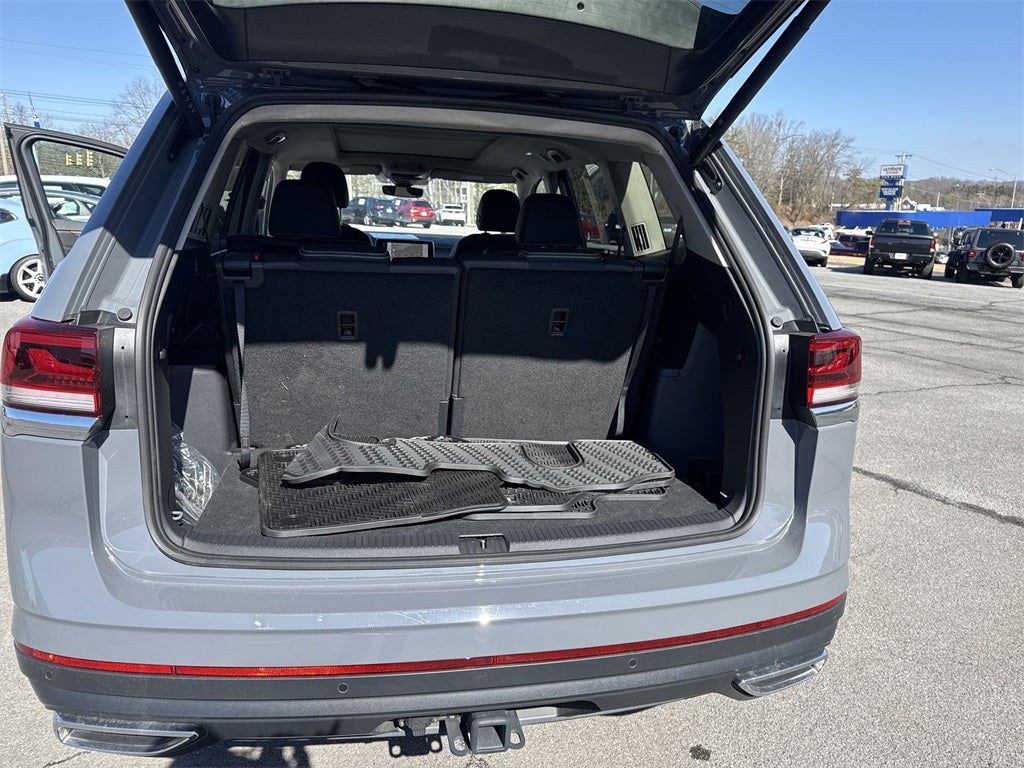 2025 Volkswagen Atlas 2.0T SEL