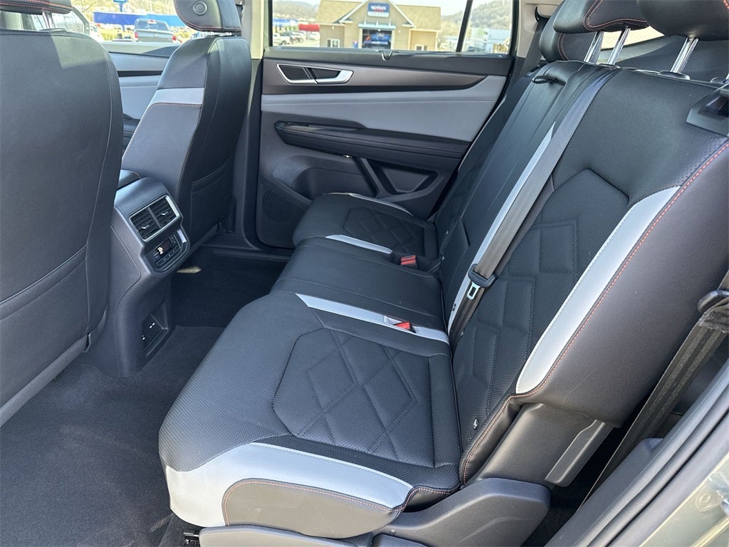 2025 Volkswagen Atlas 2.0T Peak Edition