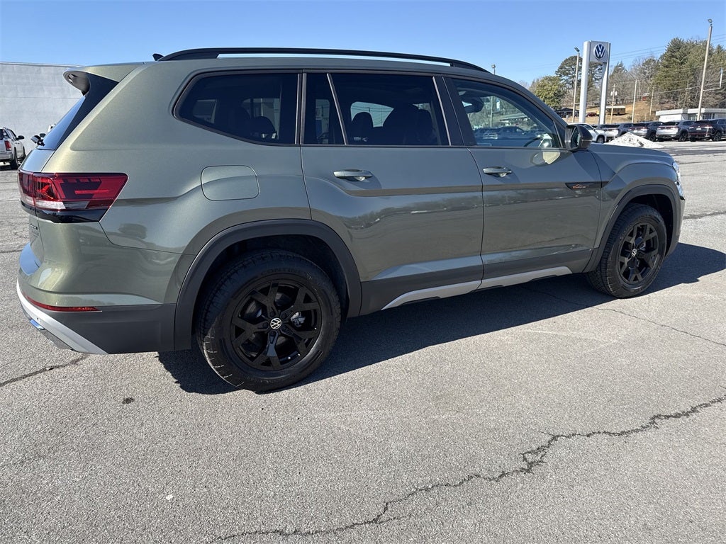 2025 Volkswagen Atlas 2.0T Peak Edition