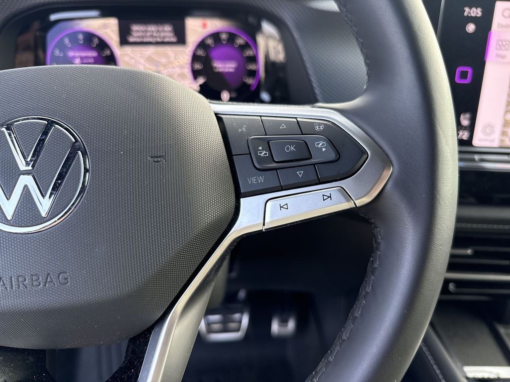 2024 Volkswagen Atlas Cross Sport 2.0T SEL Premium R-Line