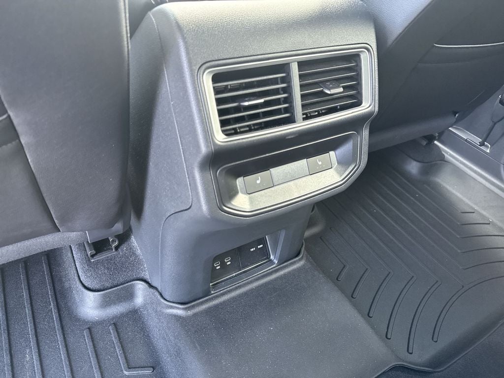 2024 Volkswagen Atlas Cross Sport 2.0T SEL Premium R-Line