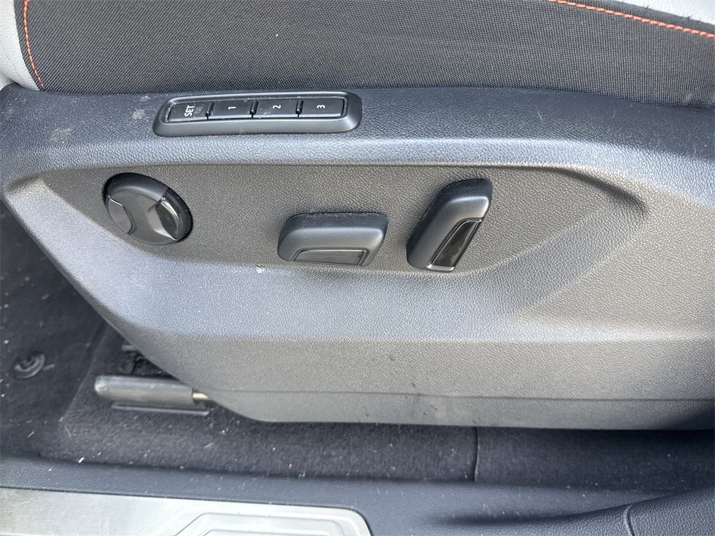 2024 Volkswagen Atlas 2.0T Peak Edition SEL