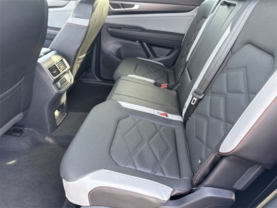 2024 Volkswagen Atlas 2.0T Peak Edition SEL