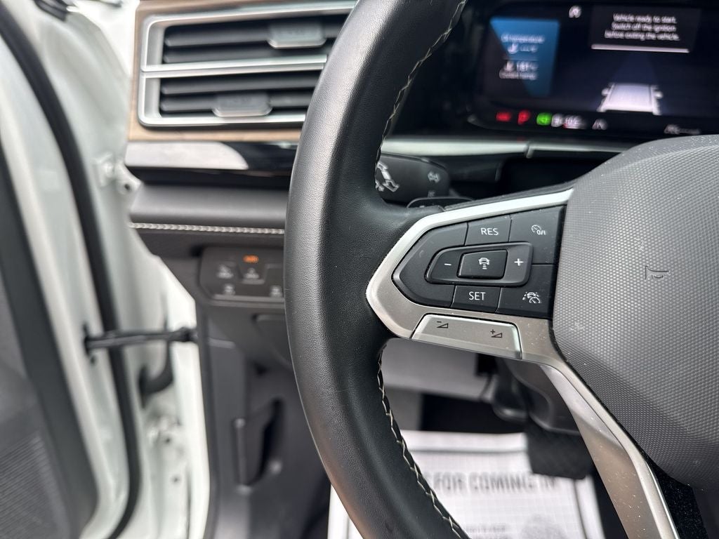 2024 Volkswagen Atlas 2.0T SE w/Technology