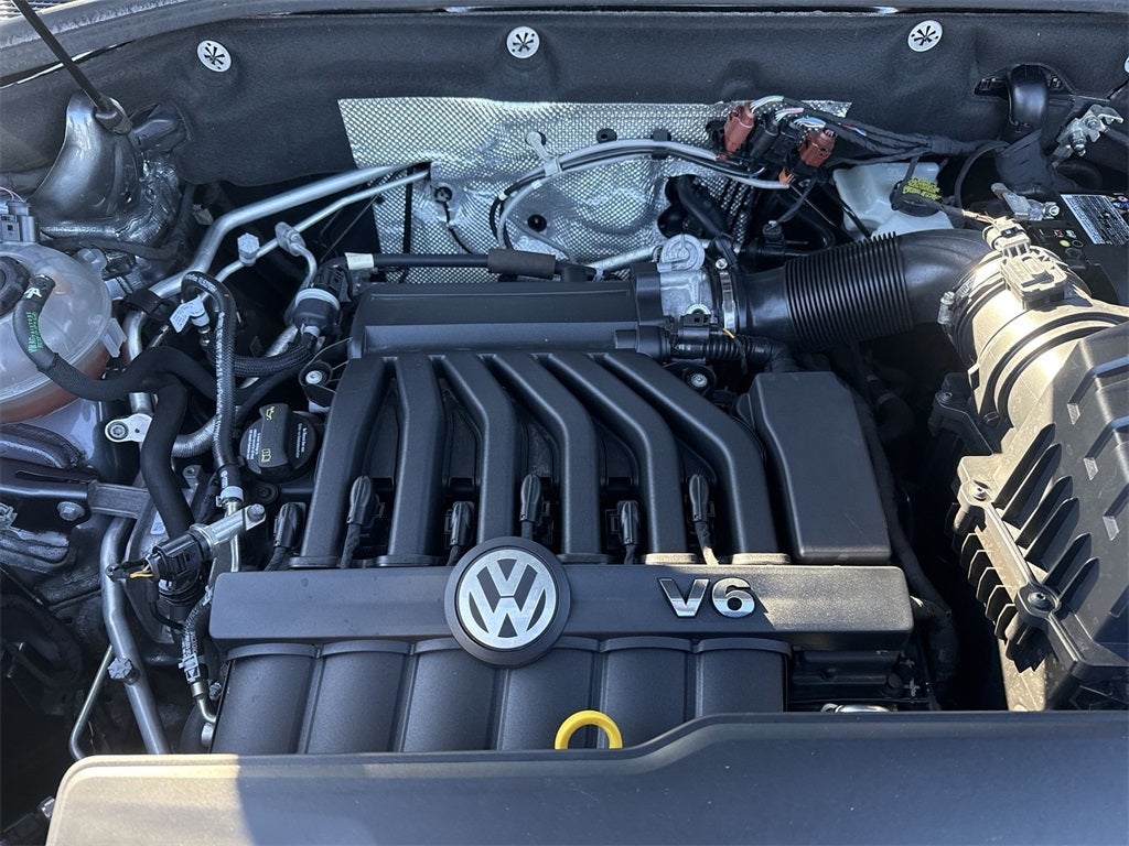 2021 Volkswagen Atlas 3.6L V6 SE w/Technology