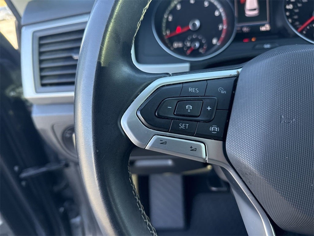 2021 Volkswagen Atlas 3.6L V6 SE w/Technology