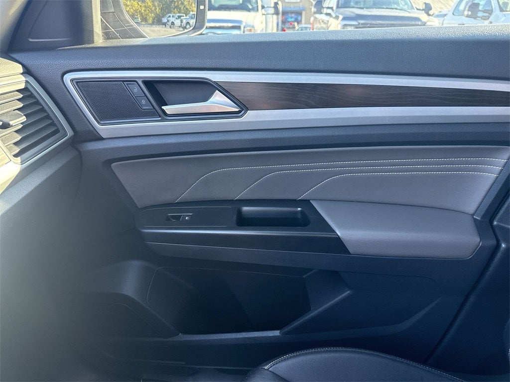 2021 Volkswagen Atlas 3.6L V6 SE w/Technology