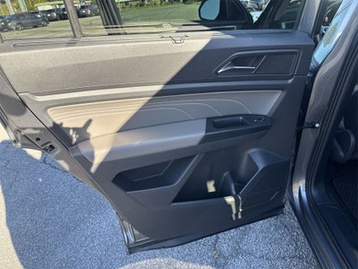 2021 Volkswagen Atlas 3.6L V6 SE w/Technology