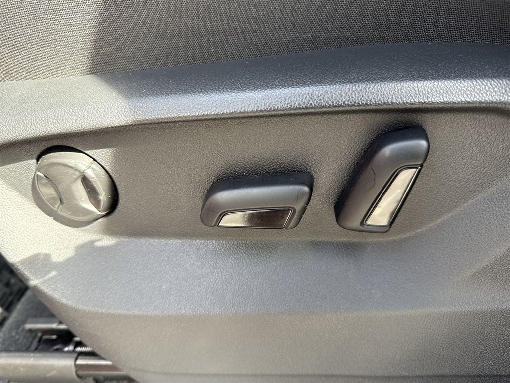 2023 Volkswagen Atlas 2.0T SE w/Technology