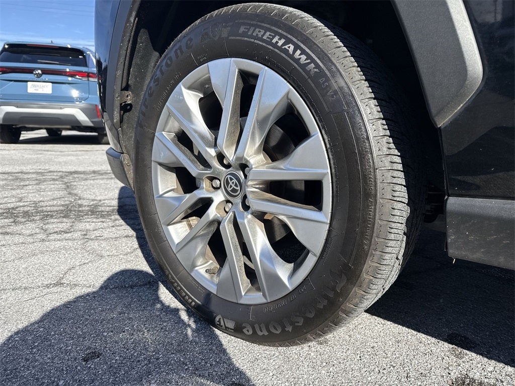 2022 Toyota RAV4 XLE Premium