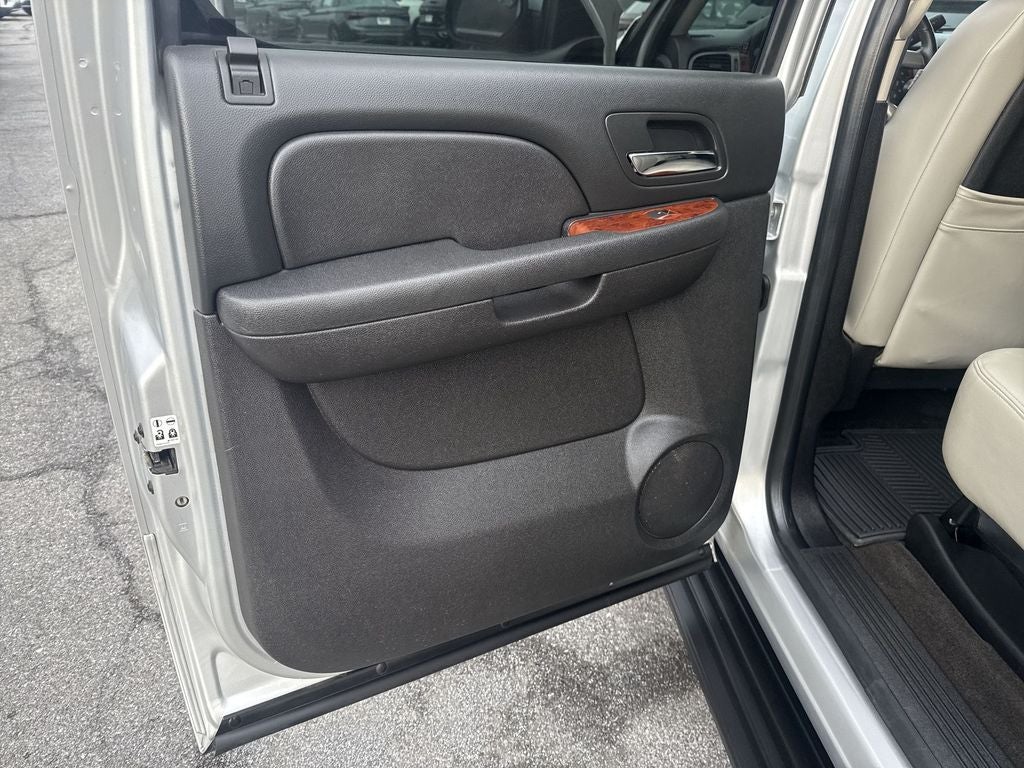 2013 Chevrolet Avalanche 1500 LS