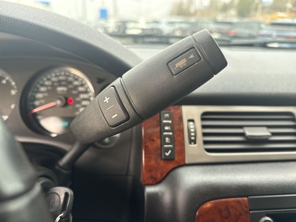 2013 Chevrolet Avalanche 1500 LS