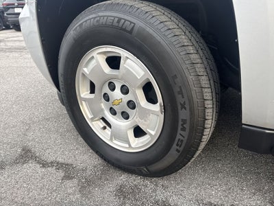 2013 Chevrolet Avalanche 1500 LS