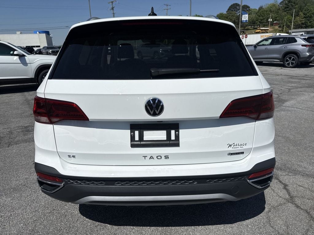 2024 Volkswagen Taos 1.5T SE