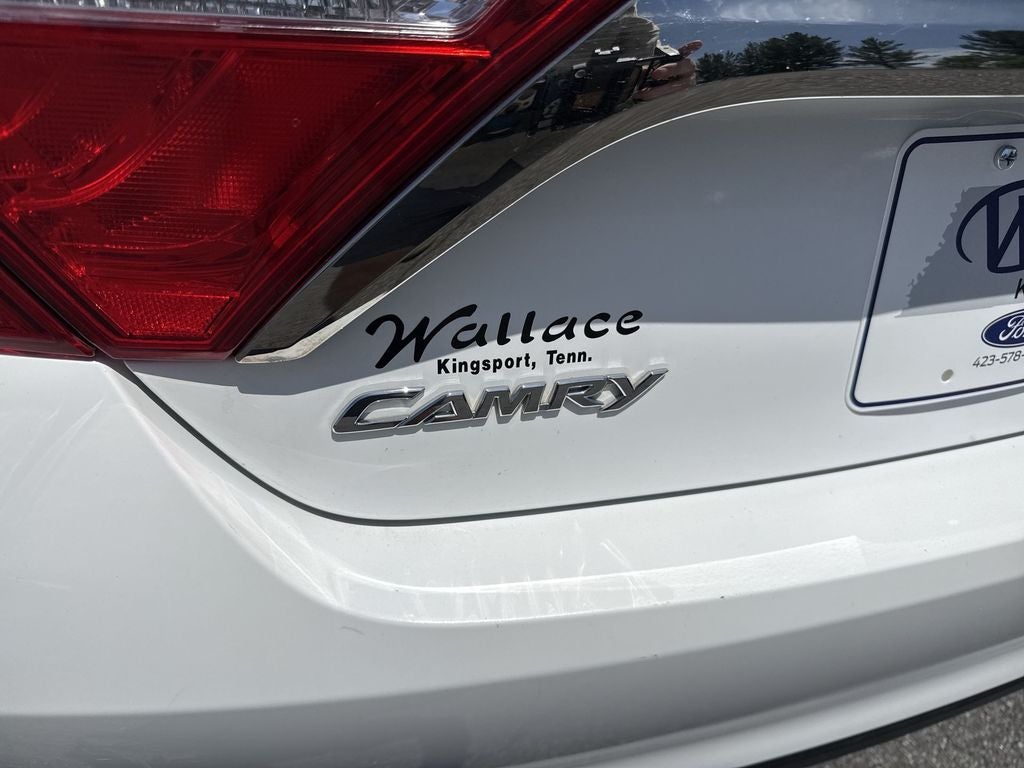 2015 Toyota Camry SE