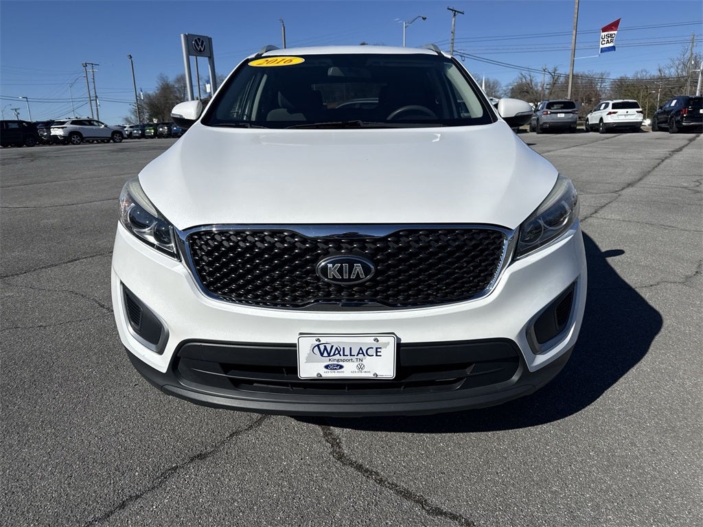 2016 Kia Sorento LX