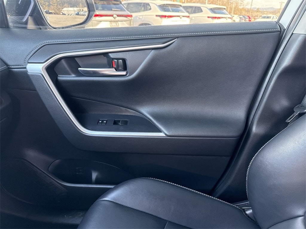 2020 Toyota RAV4 Limited