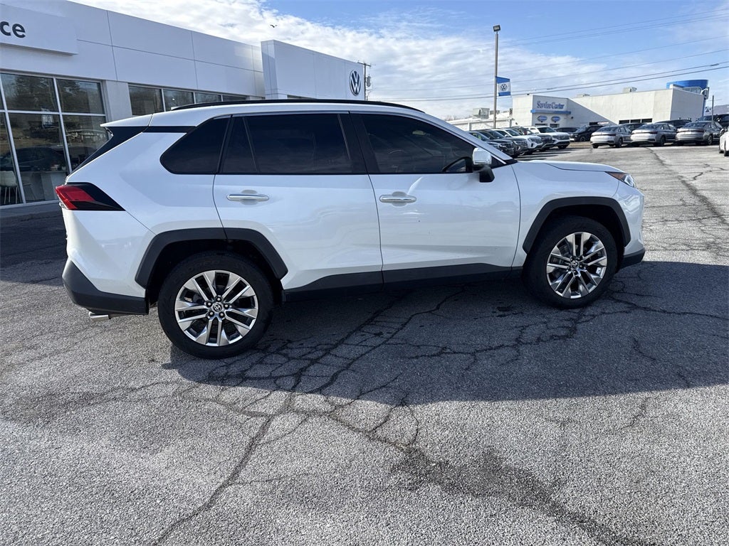 2020 Toyota RAV4 Limited